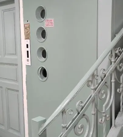 Ladadika New 1 Apartment *